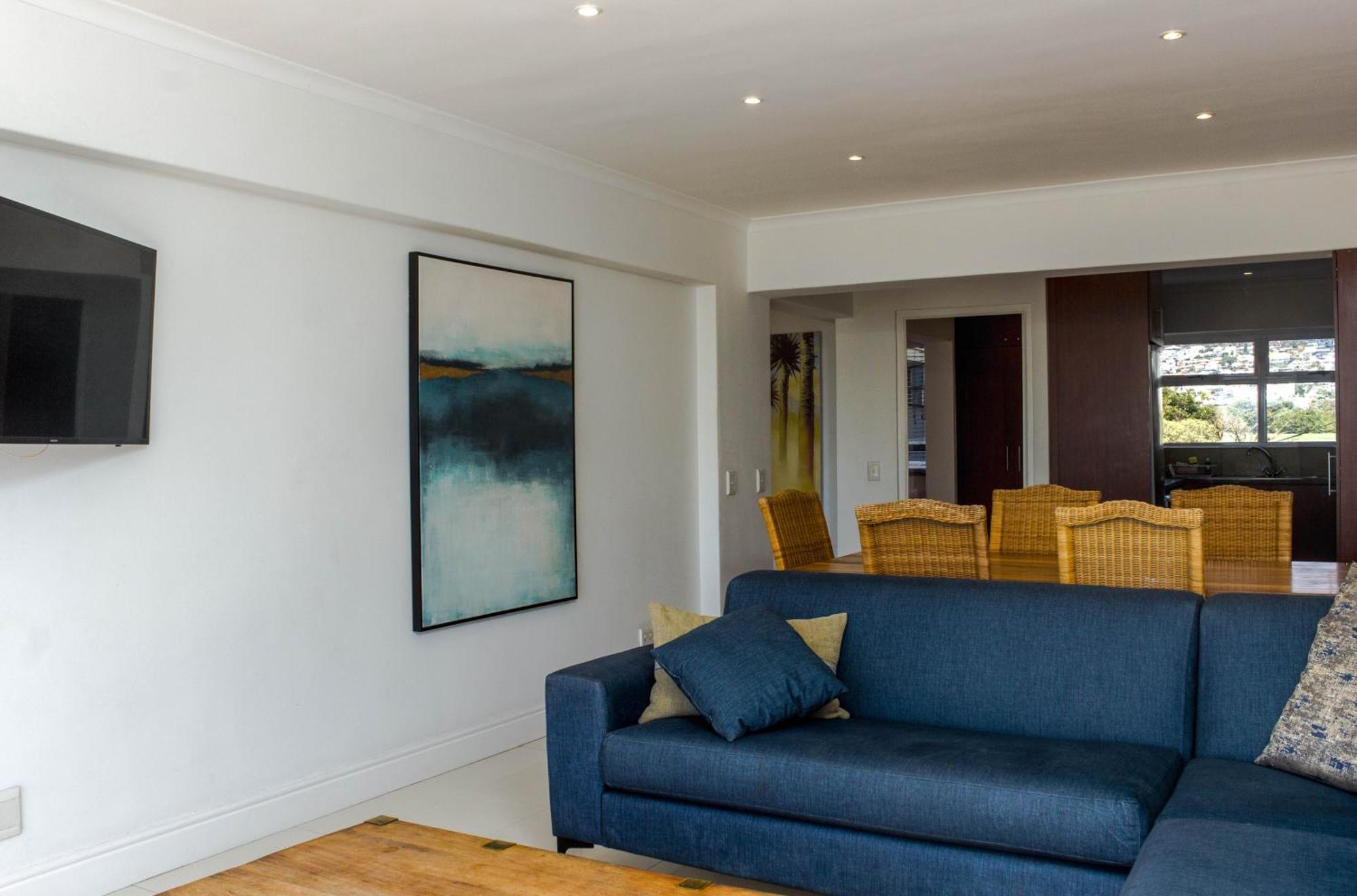 Mouille Point Apartment